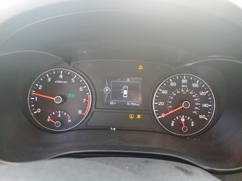 5XXGT4L32JG251301 - 2018 KIA OPTIMA LX 白色 照片 9