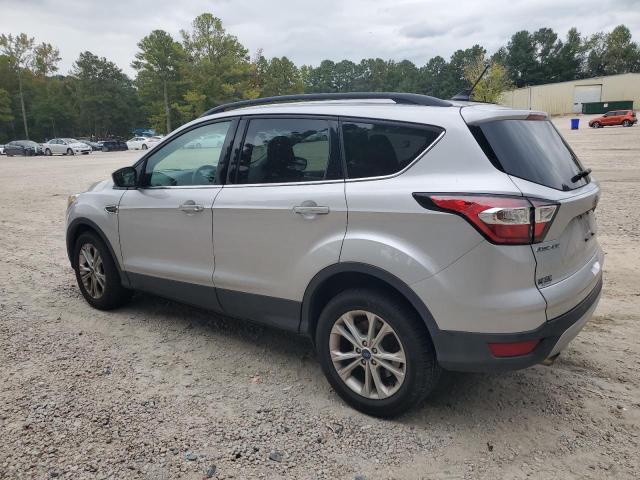 1FMCU0HD8JUB20062 - 2018 FORD ESCAPE SEL ნაცრისფერი ფოტო 2