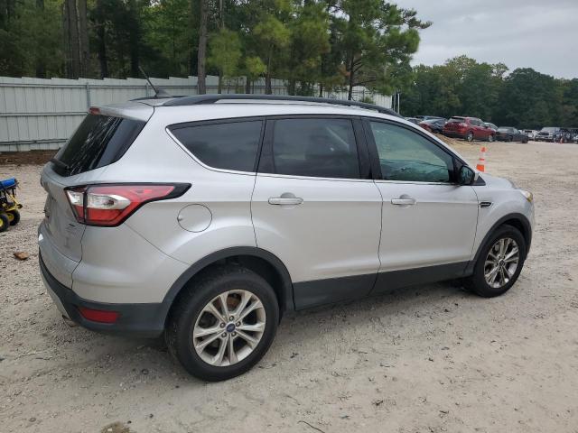 1FMCU0HD8JUB20062 - 2018 FORD ESCAPE SEL ნაცრისფერი ფოტო 3