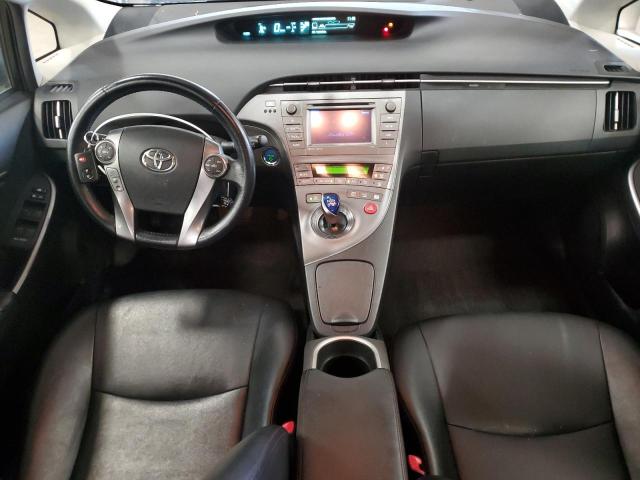 JTDKN3DU7D1670718 - 2013 TOYOTA PRIUS WHITE photo 8