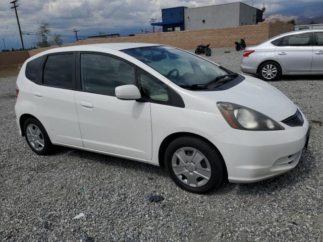 JHMGE8H35DC082064 - 2013 HONDA FIT თეთრი ფოტო 4
