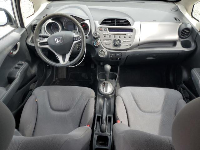 JHMGE8H35DC082064 - 2013 HONDA FIT თეთრი ფოტო 8