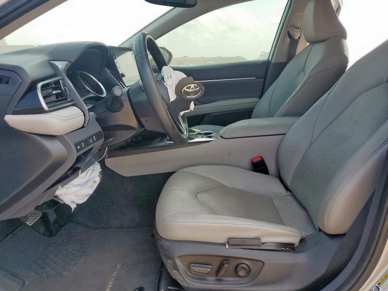 4T1F11AK1NU002509 - 2022 TOYOTA CAMRY XLE SILVER photo 7