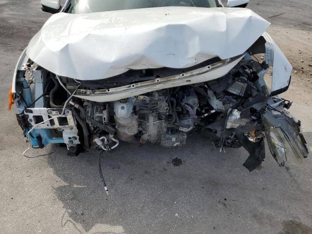 2HGFC2F78JH502996 - 2018 HONDA CIVIC EX Blanc photo 11
