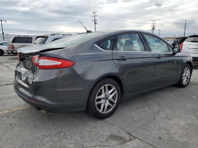 3FA6P0H79GR330839 - 2016 FORD FUSION SE Grau Foto 3