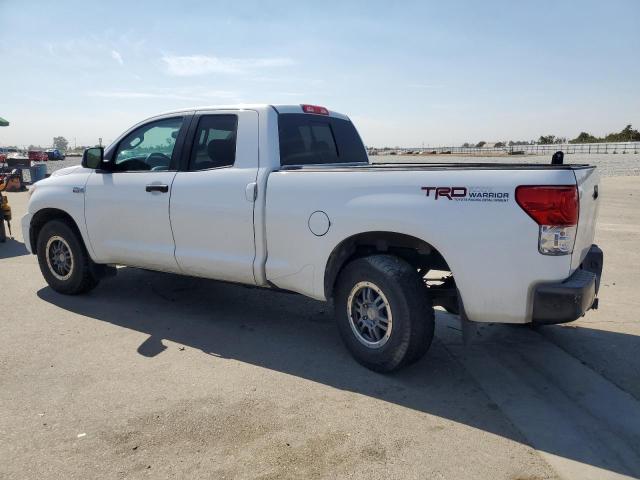 5TFUY5F17CX247454 - 2012 TOYOTA TUNDRA DOUBLE CAB SR5 WHITE photo 2