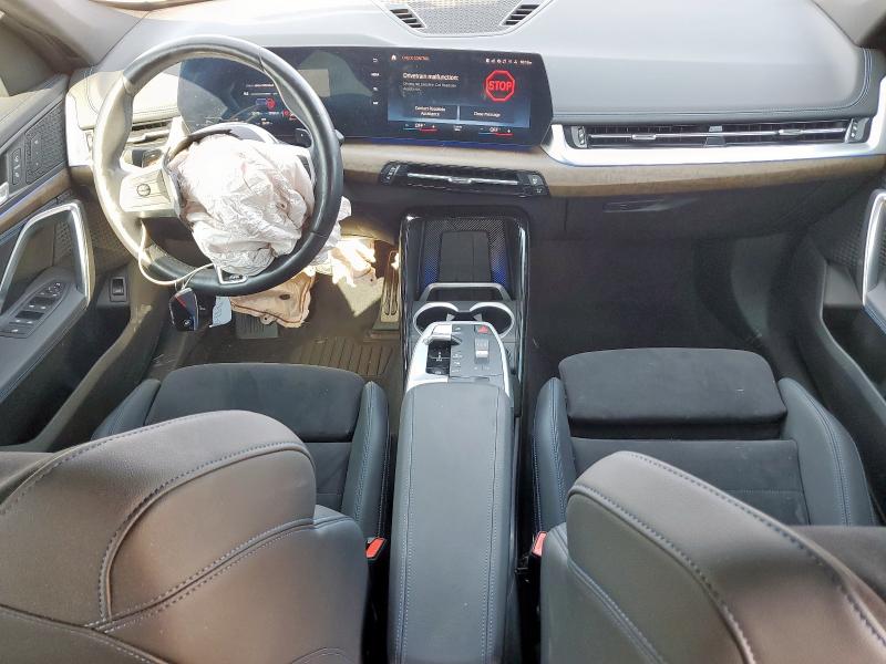 WBX73EF03P5W06838 - 2023 BMW X1 XDRIVE28I أزرق صورة 8