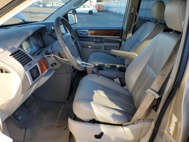 2A8HR54149R530315 - 2009 CHRYSLER TOWN & COU TOURING TAN photo 7