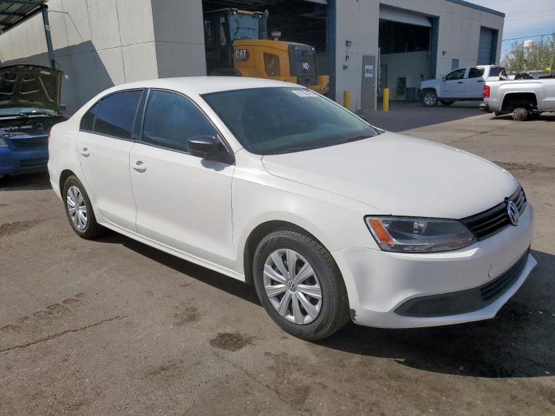 3VW1K7AJ6EM376654 - 2014 VOLKSWAGEN JETTA BASE Սպիտակ լուսանկար 4