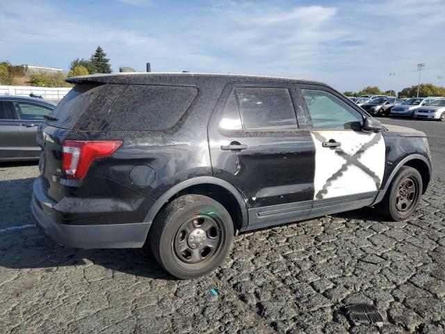1FM5K8AR2HGC25532 - 2017 FORD EXPLORER POLICE INTERCEPTOR Черный фото 3