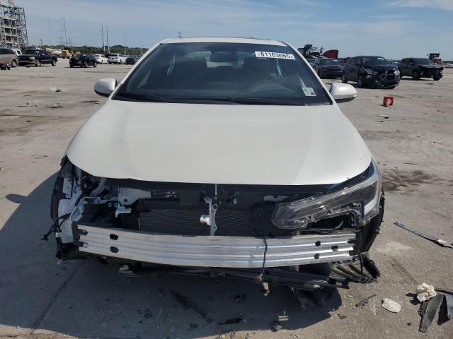 5YFP4MCE5RP212218 - 2024 TOYOTA COROLLA SE WHITE photo 5