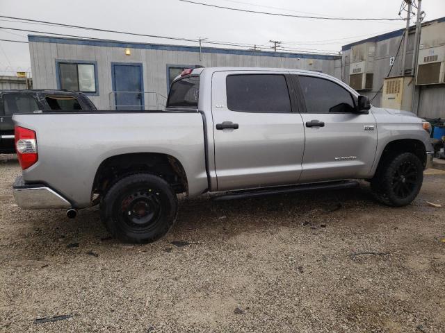 5TFDY5F18LX927363 - 2020 TOYOTA TUNDRA CREWMAX SR5 SILVER photo 3