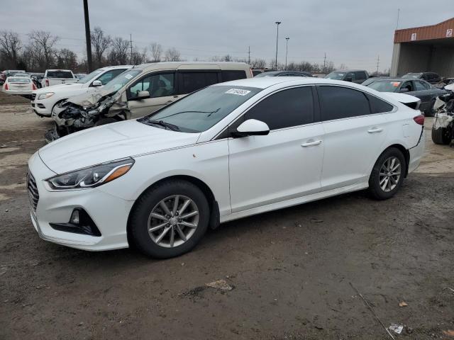 5NPE24AF7KH787898 - 2019 HYUNDAI SONATA SE WHITE photo 1