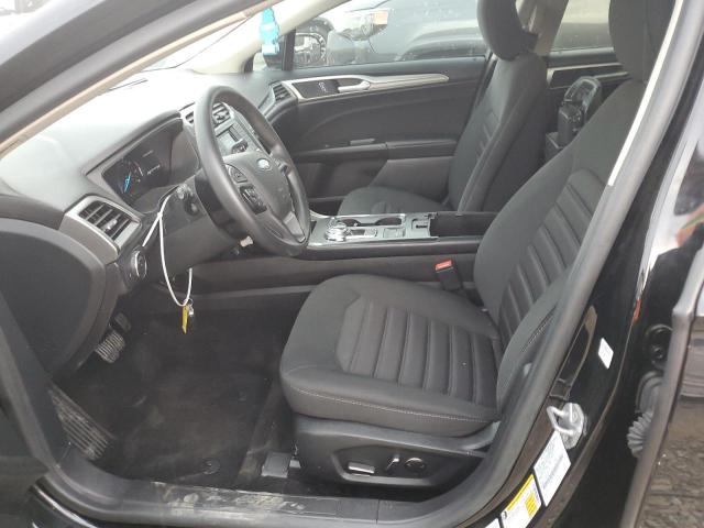 3FA6P0H78JR285948 - 2018 FORD FUSION SE Schwarz Foto 7