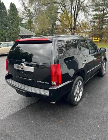 1GYS4BEF3CR268332 - 2012 CADILLAC ESCALADE LUXURY BLACK photo 4