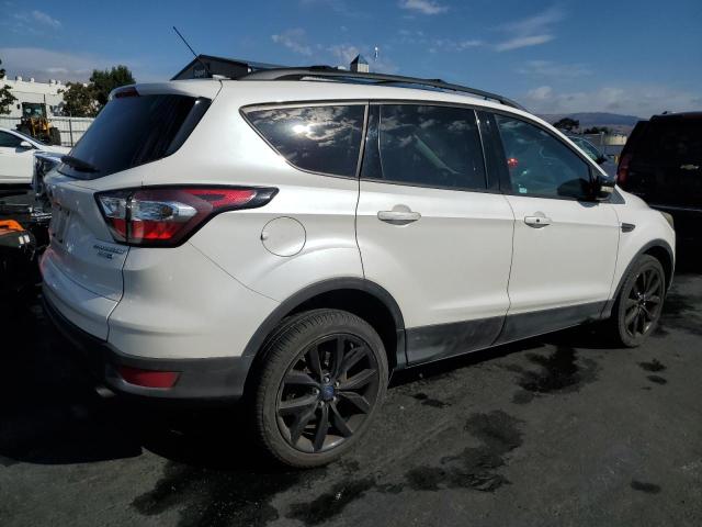 1FMCU9J9XHUE74878 - 2017 FORD ESCAPE TITANIUM თეთრი ფოტო 3