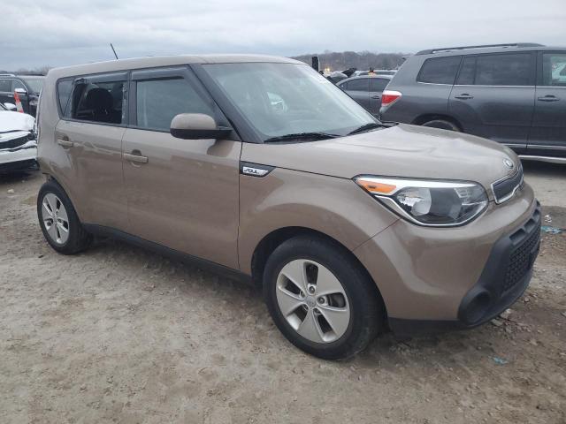 KNDJN2A2XG7332434 - 2016 KIA SOUL BEIGE photo 4