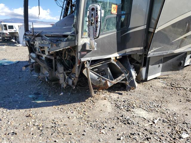 4UZFCUCYXDCFH4906 - 2013 FREIGHTLINER CHASSIS XC Двокольоровий фото 9