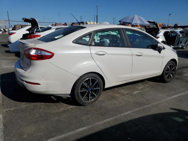 3FADP4BJ1KM151168 - 2019 FORD FIESTA SE 白色 照片 3