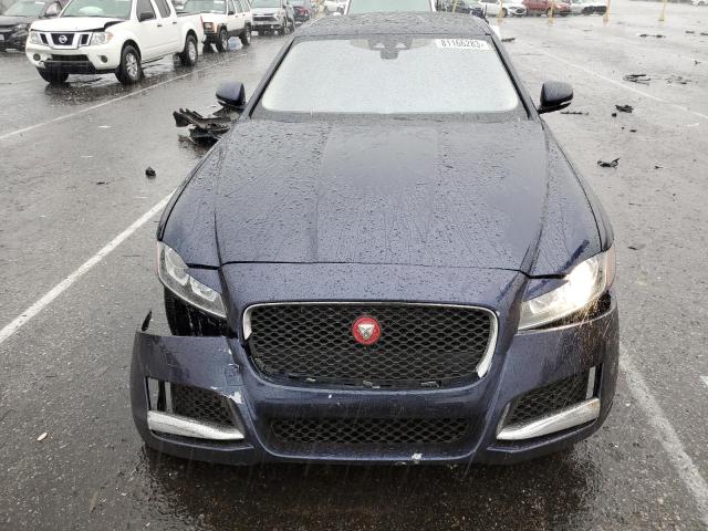 SAJBD4BV0GCY11062 - 2016 JAGUAR XF PREMIUM BLUE photo 5