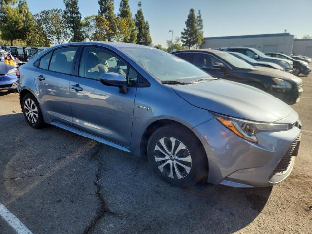 JTDEAMDE3MJ032022 - 2021 TOYOTA COROLLA LE GRAY photo 4