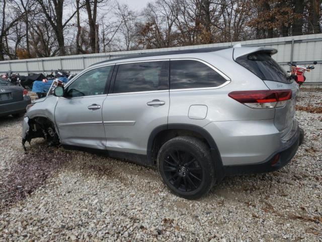 5TDJZRFH0KS607138 - 2019 TOYOTA HIGHLANDER SE SILVER photo 2