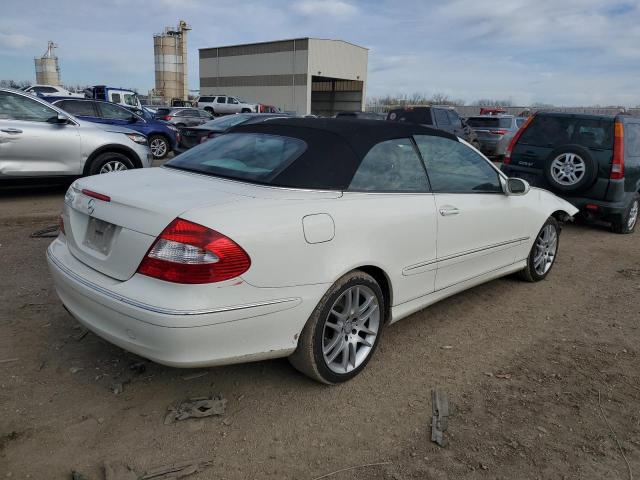 WDBTK56F68F247062 - 2008 MERCEDES-BENZ CLK 350 WHITE photo 3