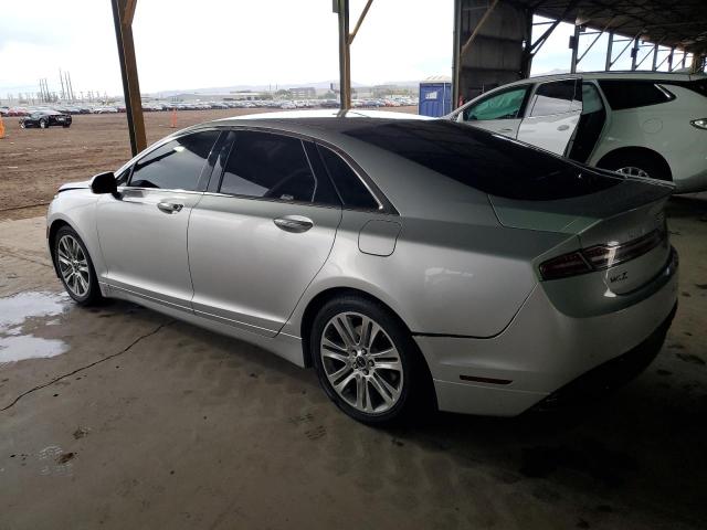 3LN6L2J91GR616676 - 2016 LINCOLN MKZ SILVER photo 2