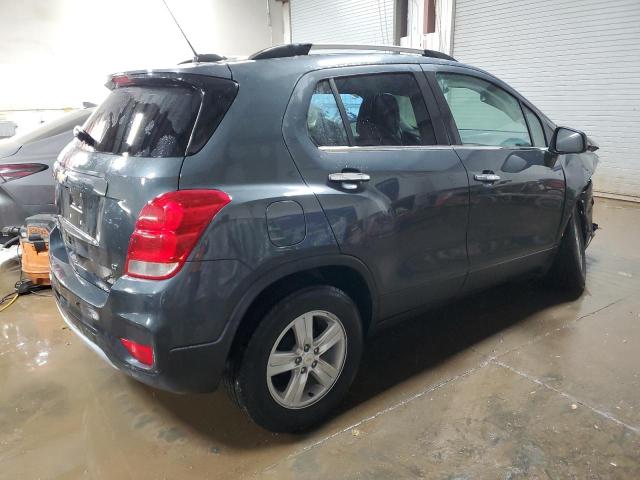 KL7CJLSB3JB690128 - 2018 CHEVROLET TRAX 1LT GRAY photo 3