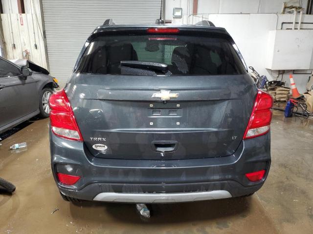 KL7CJLSB3JB690128 - 2018 CHEVROLET TRAX 1LT GRAY photo 6