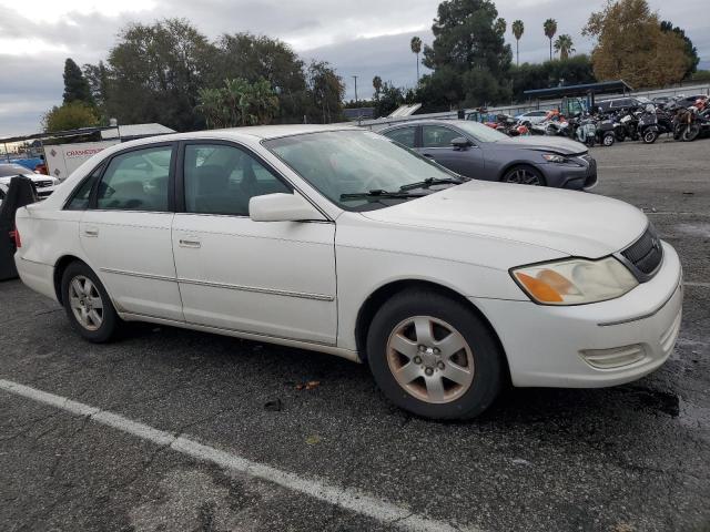 4T1BF28B4YU110087 - 2000 TOYOTA AVALON XL CREAM photo 4