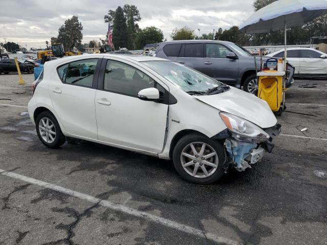 JTDKDTB36F1094619 - 2015 TOYOTA PRIUS C WHITE photo 4