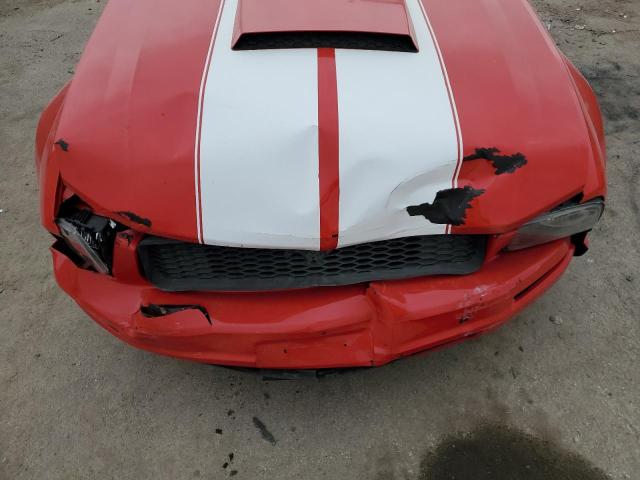 1ZVHT80N985201198 - 2008 FORD MUSTANG RED photo 11