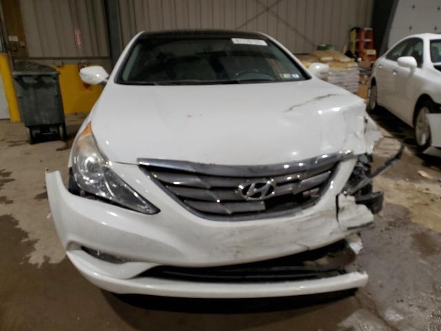 5NPEC4AC3DH713156 - 2013 HYUNDAI SONATA SE WHITE photo 5