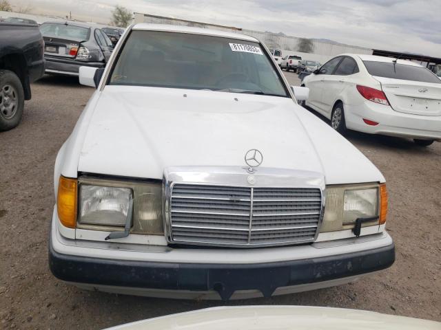 WDBEA30D2LB143997 - 1990 MERCEDES-BENZ 300 E WHITE photo 5