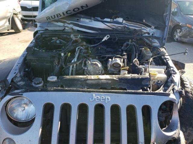 1C4BJWFG2GL111221 - 2016 JEEP WRANGLER RUBICON GRAY photo 11