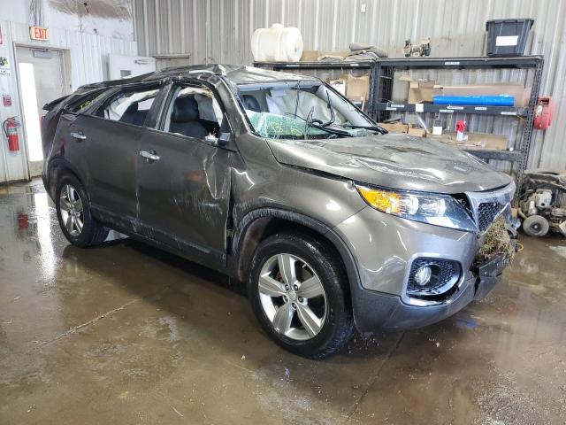 5XYKU3A29DG375092 - 2013 KIA SORENTO EX GRAY photo 4