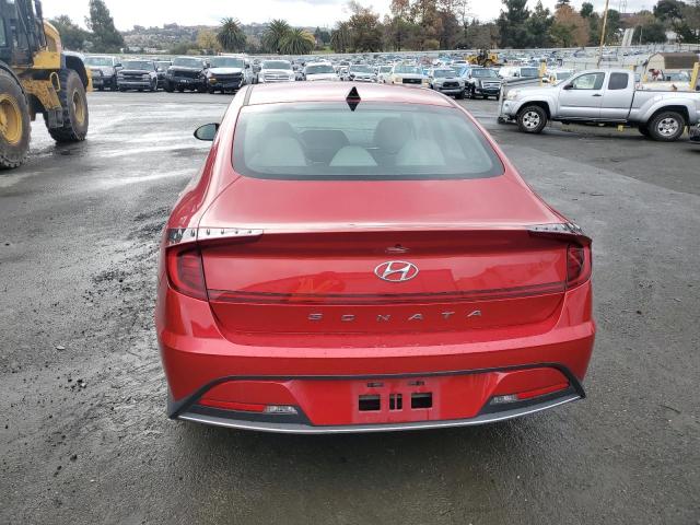 5NPEG4JA7MH127630 - 2021 HYUNDAI SONATA SE RED photo 6