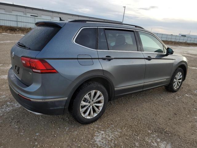 3VV3B7AX4JM159714 - 2018 VOLKSWAGEN TIGUAN SE GRAY photo 3