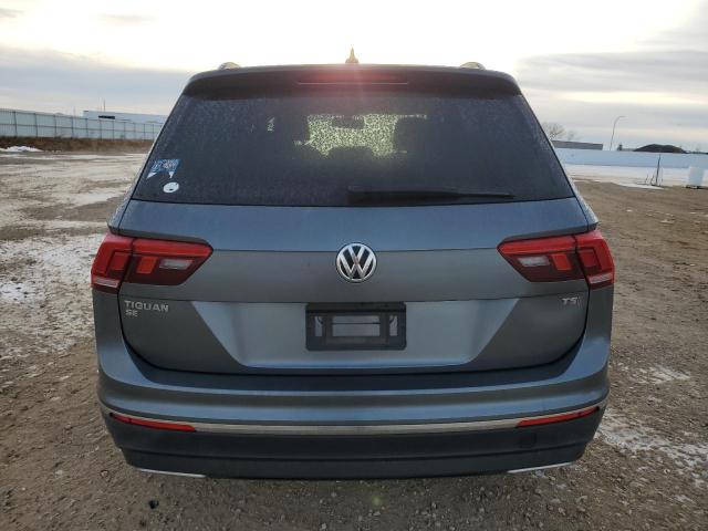 3VV3B7AX4JM159714 - 2018 VOLKSWAGEN TIGUAN SE GRAY photo 6