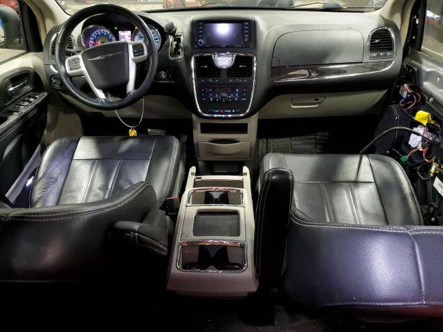 2C4RC1BG0GR260557 - 2016 CHRYSLER TOWN & COU TOURING SILVER photo 8