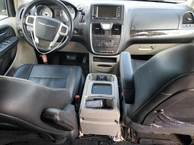 2C4RC1CG6GR306360 - 2016 CHRYSLER TOWN & COU TOURING L GRAY photo 8