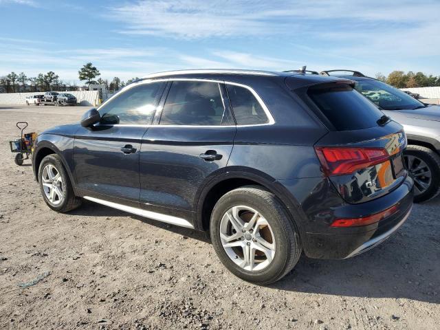 WA1ANAFY0K2127874 - 2019 AUDI Q5 PREMIUM BLUE photo 2