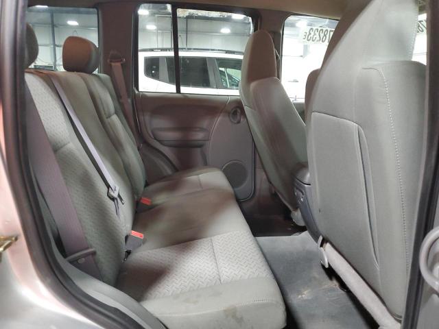 1J4GL38K45W723684 - 2005 JEEP LIBERTY RENEGADE 银色 照片 10
