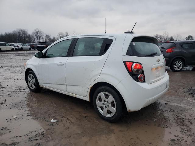1G1JA6SH9F4190558 - 2015 CHEVROLET SONIC LS 白色 照片 2