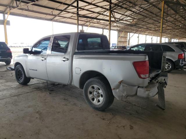 1N6AA07A75N562744 - 2005 NISS TITAN XE 银色 照片 2