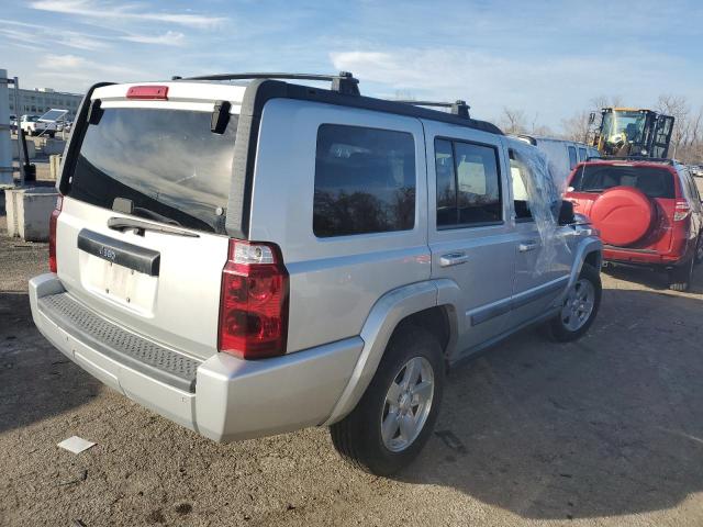 1J8HH48K48C114935 - 2008 JEEP COMMANDER SPORT Silber Foto 3