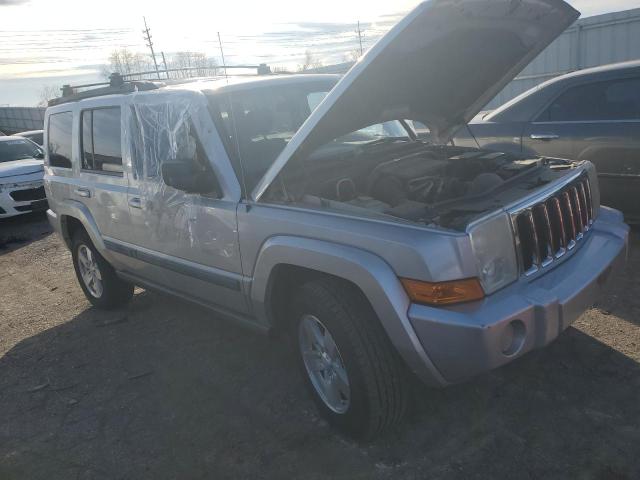 1J8HH48K48C114935 - 2008 JEEP COMMANDER SPORT Silber Foto 4
