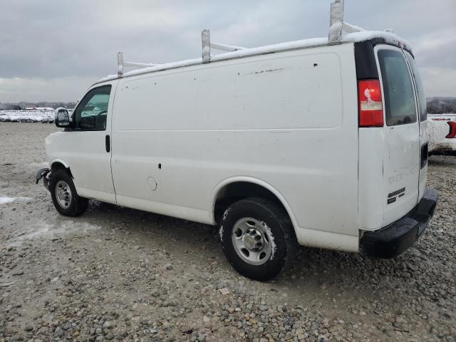 1GCWGFBA9E1122629 - 2014 CHEVROLET EXPRESS G2 WHITE photo 2