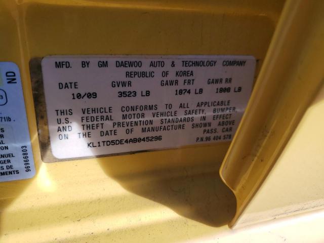 KL1TD5DE4AB045296 - 2010 CHEVROLET AVEO LS YELLOW photo 12